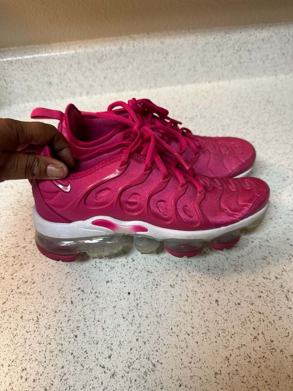 Nike youth 5.5/ woman’s 7
 Air VaporMax Plus 'Fireberry' - DJ3023 600